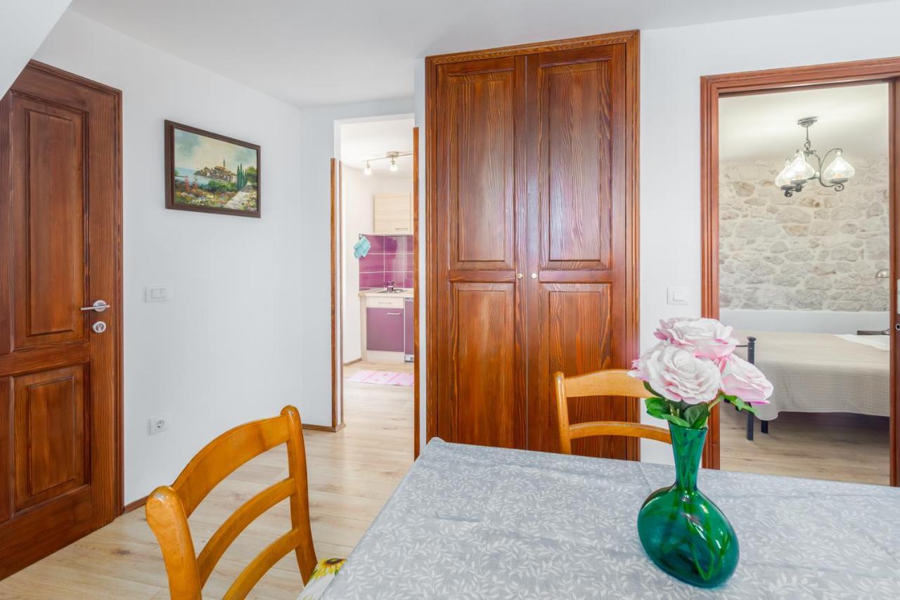 Apartment Lanterna Veneziana 罗维尼 外观 照片