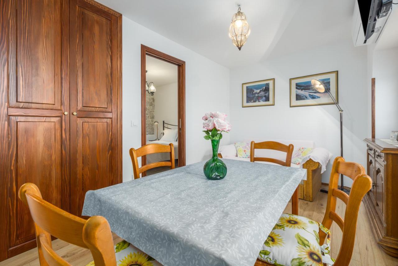 Apartment Lanterna Veneziana 罗维尼 外观 照片